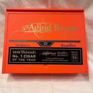 Rafael Nodal Cigar Box Tight Sliding Lid